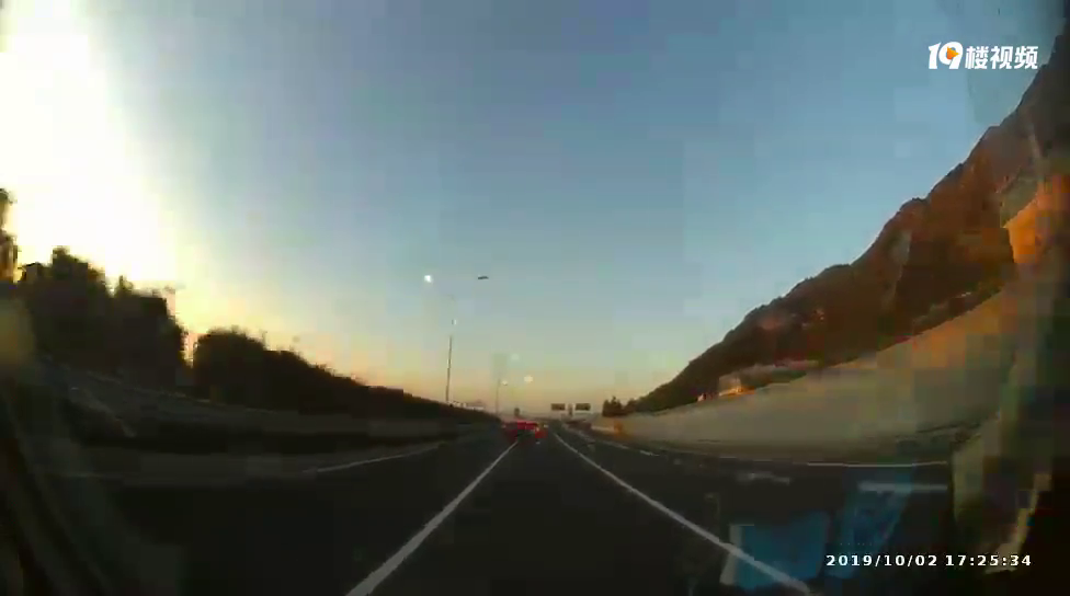 �������᲻�ᱻ���������ͻᱻ׷β�����Ӹ���ͣ������