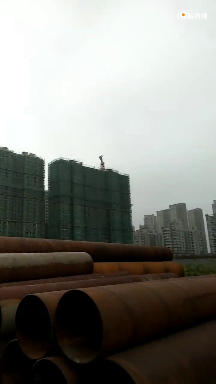 ��ǰ���ϼ�����β��¥�̣��������·�Ż��ǽ���