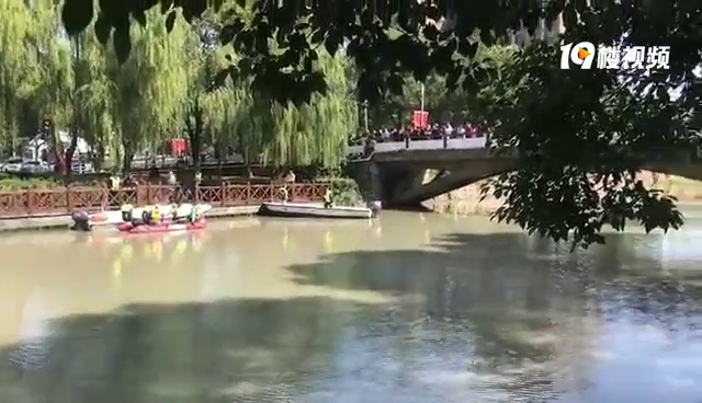 突发!昨天后半夜嘉兴某医院附近一年轻女孩跳河!尸体已捞了半天