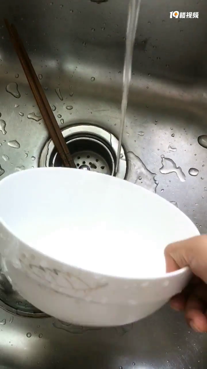 嘉兴的自来水是生抽水还是酱油水?怎么黄成这样