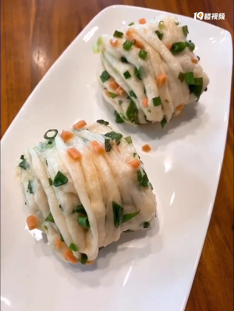 【19樓美食大賽】料多餡足的蔥花卷,吃一個完全停不下來啊!