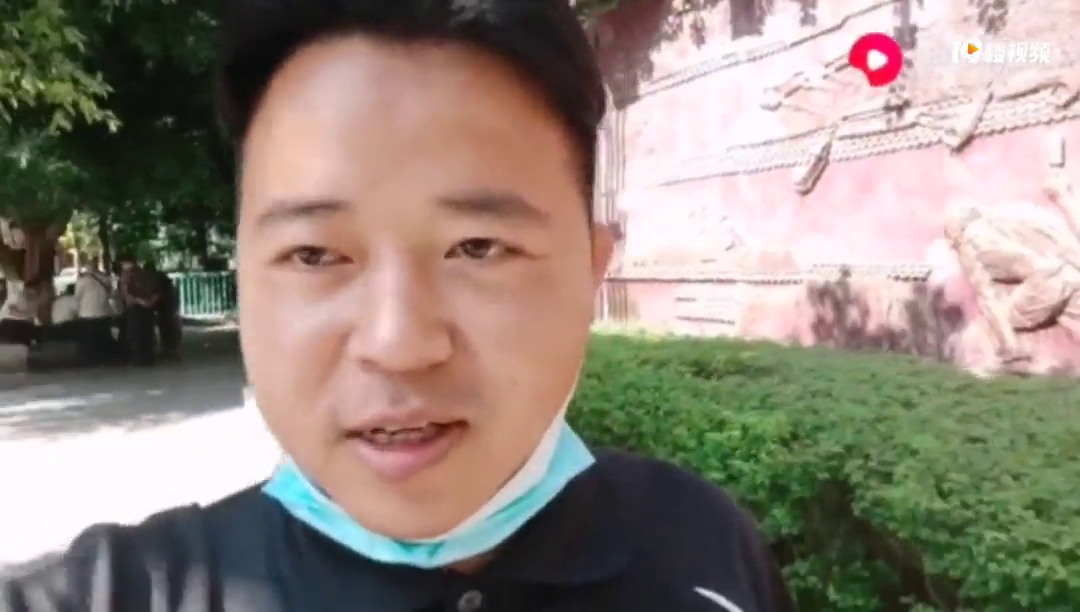 民心佳园摆摊经济,现在放宽摆摊了,可能之后民心佳园会更加火爆