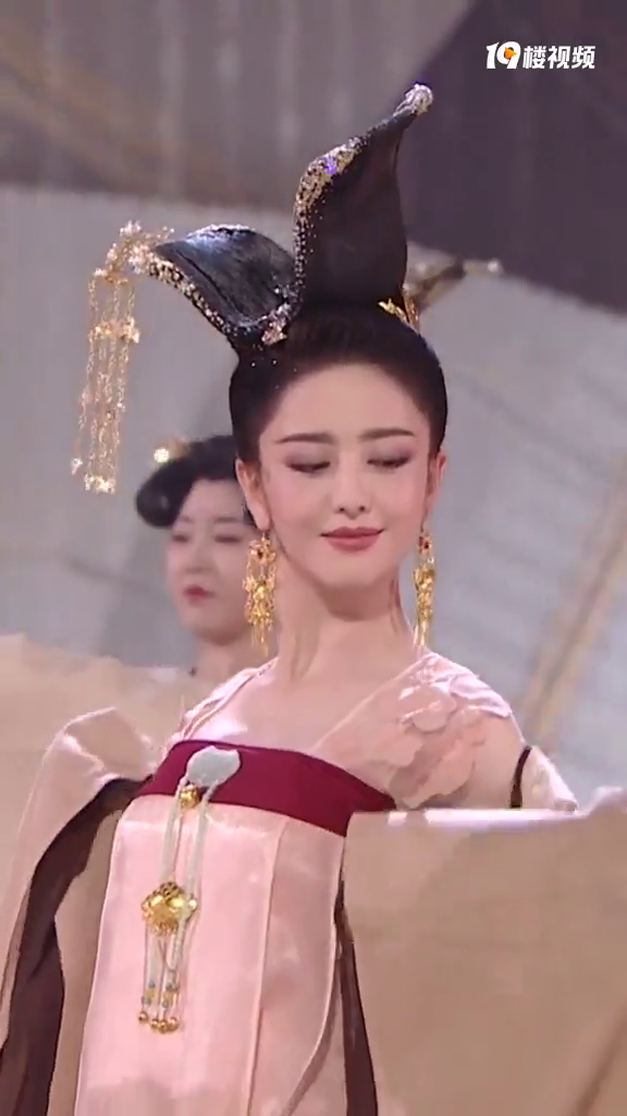 ѾѾ�����װ����Ҳ̫���˰ɣ���ֱ�������·�