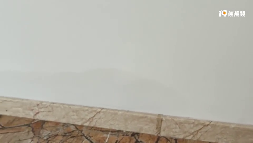 ����ĳ��װ�޷����շ����������ȫ��©ˮ