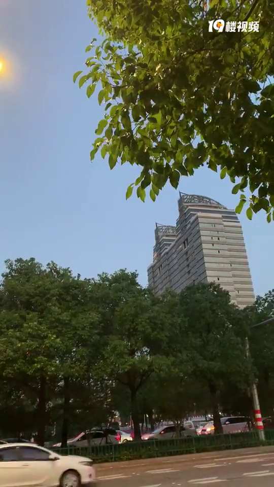 ���Ҳϲ�����֣����Ĵ����ù㳡����̫��С���ˣ�ߴߴ����ߴ~