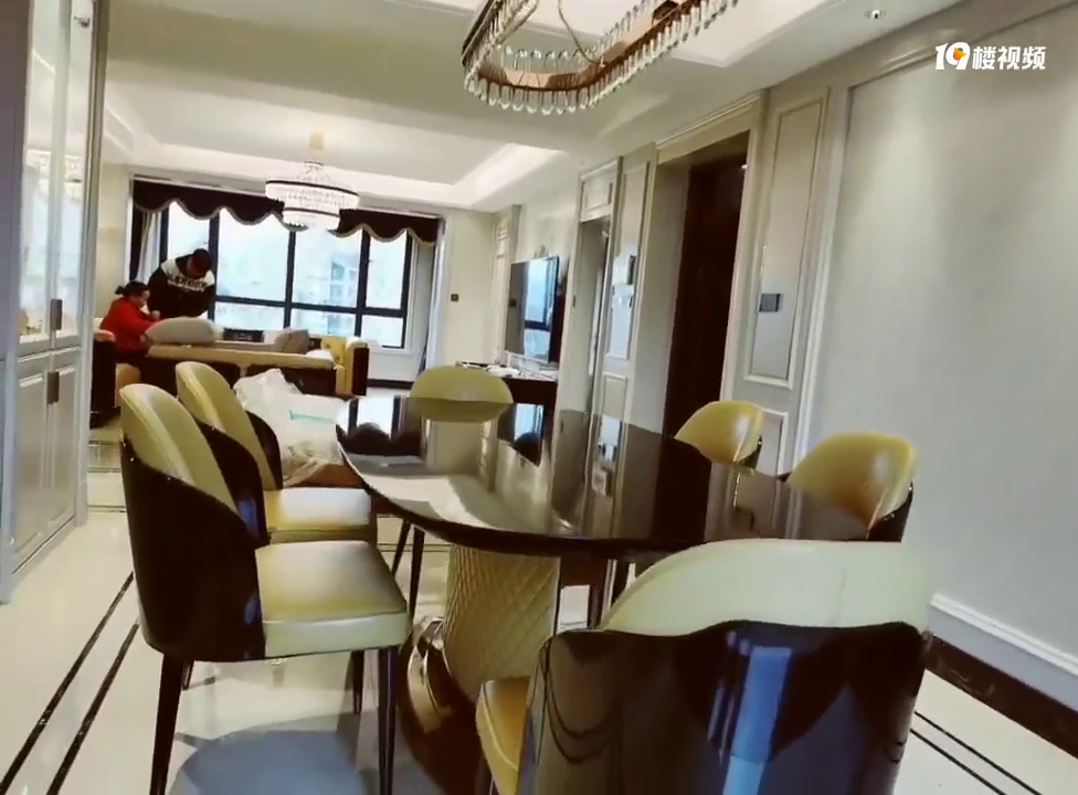 �����Ѽҵĺ�լ����Ľ���ʺޣ�ɳ��������ʮ����