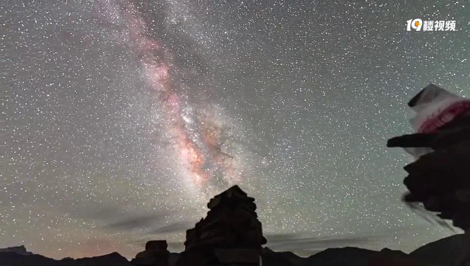 ����ۿ���ɽ֮������ѩɽ�ľ���֮��