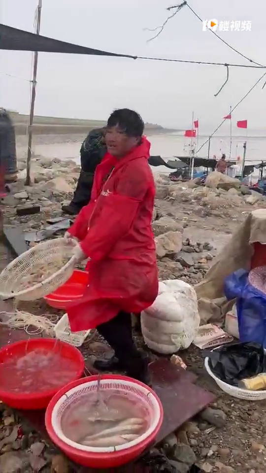 ͷ�Ÿ���ͷƤƤϺ30һ����࣬����з20һ��