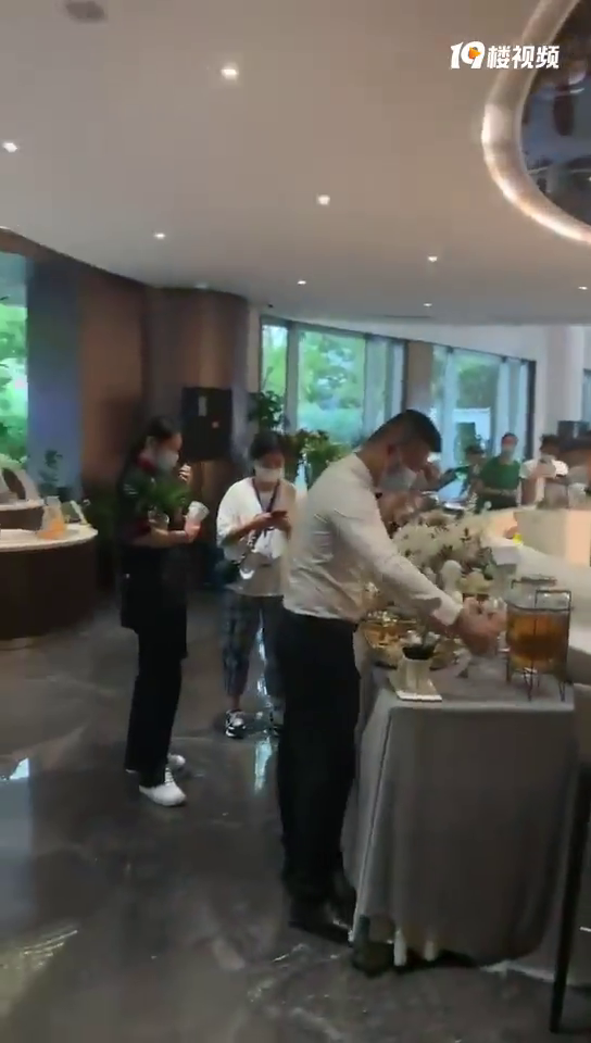 �������������¥�������� ��........