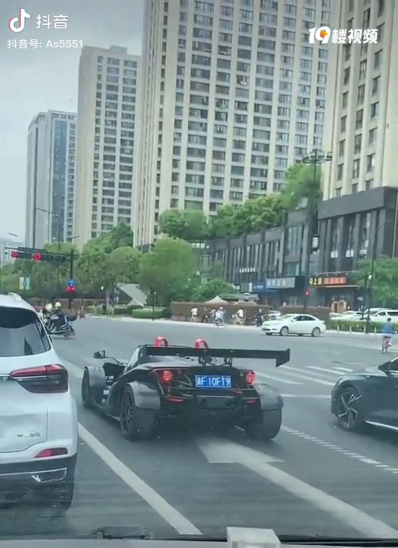 ���������ڼ��˼����𣿻�����F���գ�