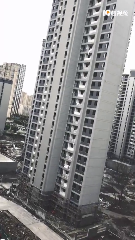 ̨����ʵ��֮�����ϳ�