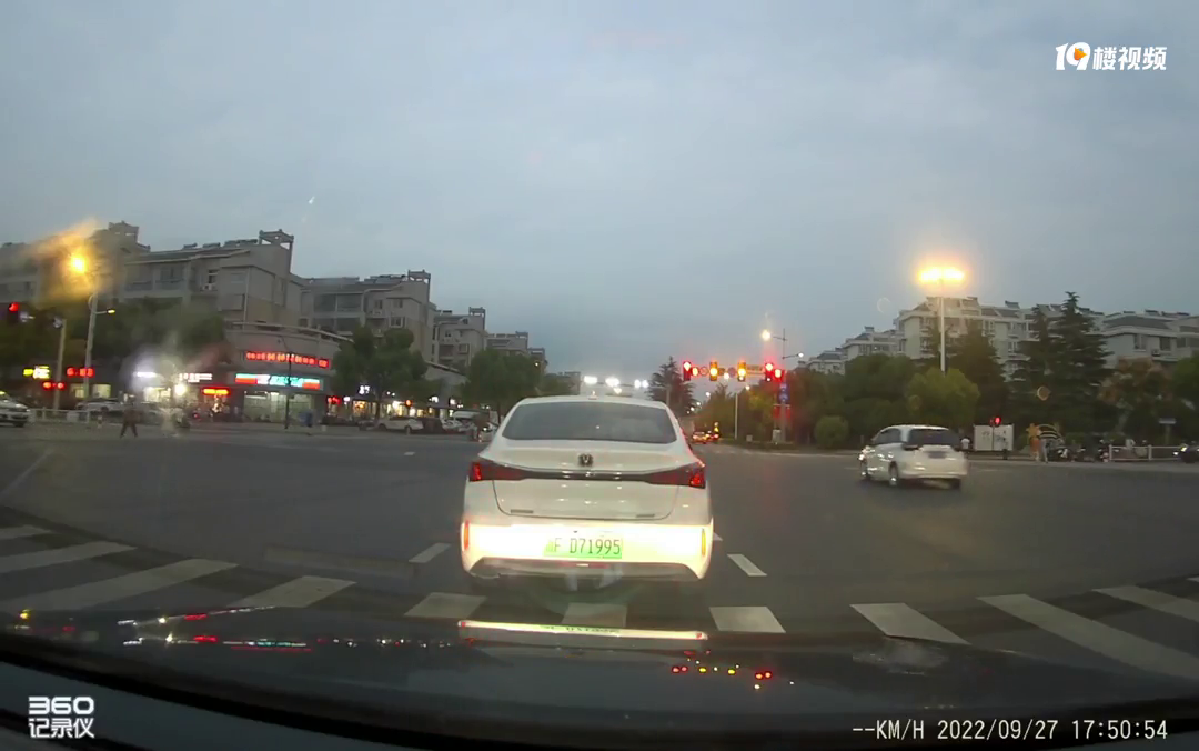 ���ֵ�ƿ������Ҫ���£�������Ǹ��� ���͸��������˵�ټ���