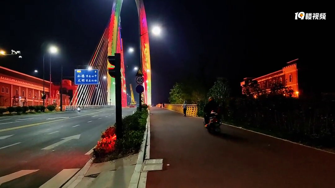 ֮ǰһֱ�ڶ�����ˢ���ۺ�԰�ճ� �����̲�סȥ�ˣ�4����𴲡�