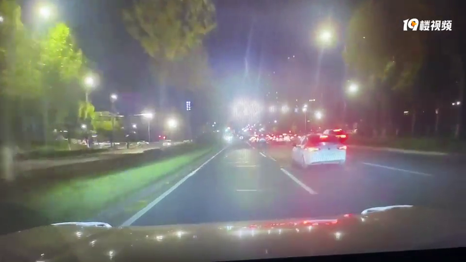 ����·��Ħ�У����������Ŀ��� ��������Ҫ��ɶ��