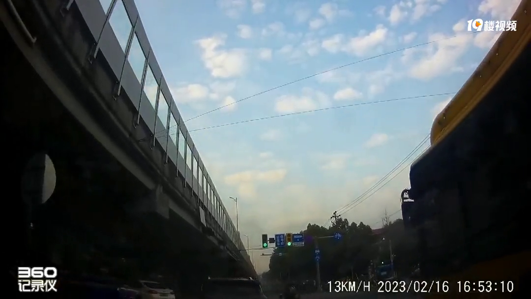 ��Ҳ���ԣ���������ֱ�Ӵ�ֱ����ת������ת��ͣ��ֱ�еĳ���