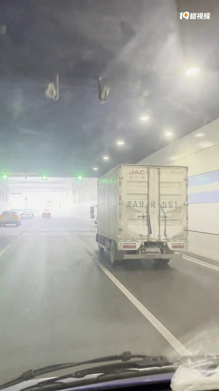 ����������߼��������е�డ������س����˽����߻��ǣ�