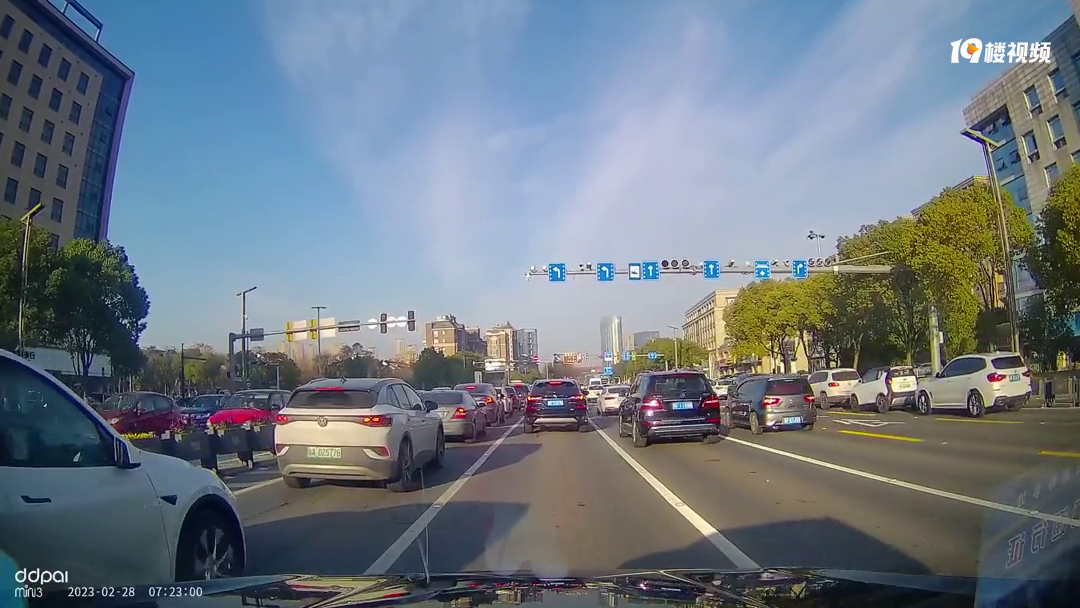 ��ɽ��·��ʢ·������ʵ�߼���������������һ��ɲ����