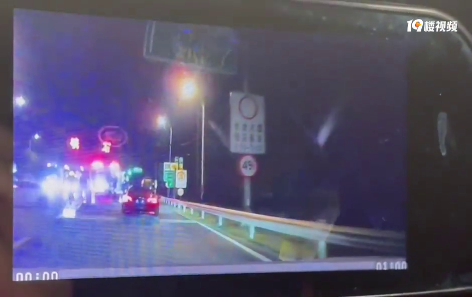 ���˵�������ʯ���ٿڲ�Ƽ�ǰ���µϵ�ͷ����