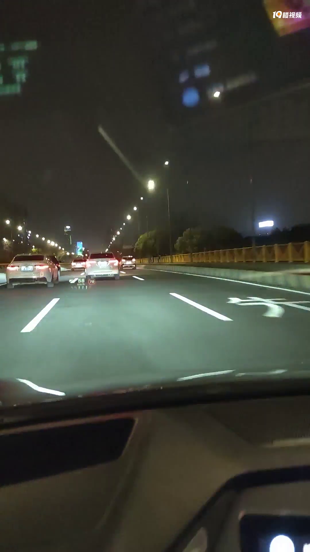 �л���·�������������ƻ��� ��������ֱ�ӿ����ֳ��ĵ��ˡ�