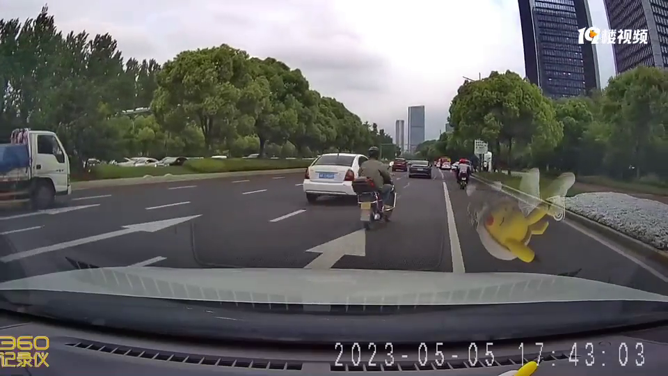 �Ϻ�����������߷�����զ�ˣ���׷β�𣿿ɳ�ƨ�ɶ��úõġ�