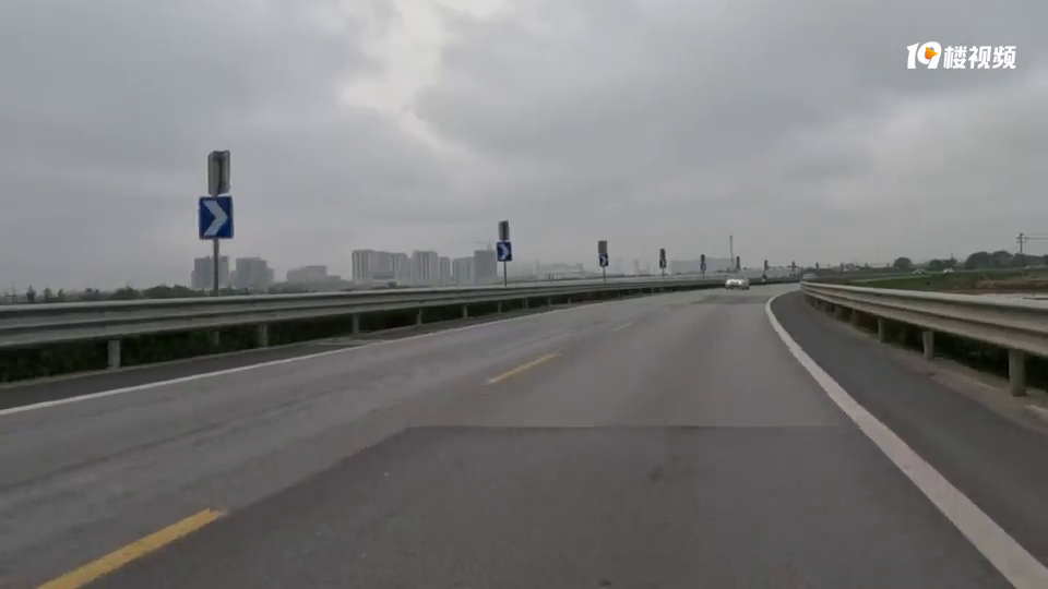 �ع�һ��������г�������F���糵����@���˽���