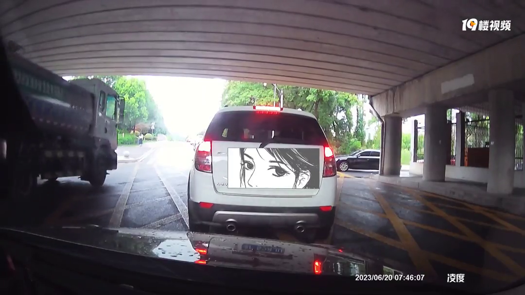 �˺�·��߷��Ŷ�ӵ�� ��ˮ��ֱ���������ţ�