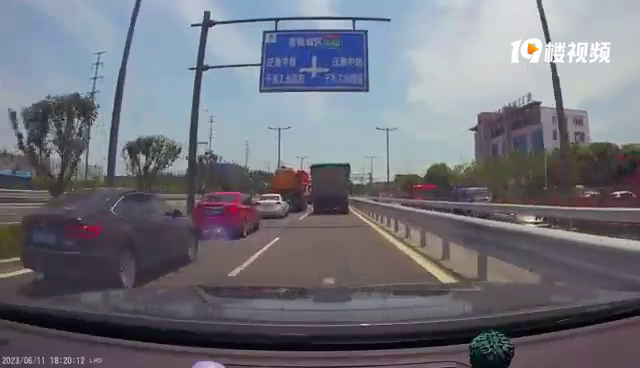 ����ʵ�ģ���ֱ�е�ͻȻ��ת������Ϲ�����ǲ��ǲ��¿۷ֵİ�