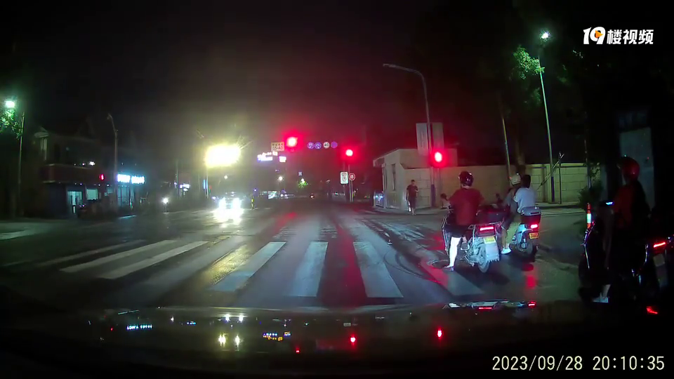 ����·һ��ֻ�˿��ֻ� ���Լ�����������Ϸ