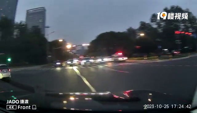 ����·��������ʵ����ʻ ��ǧ��𿪴��ˣ�