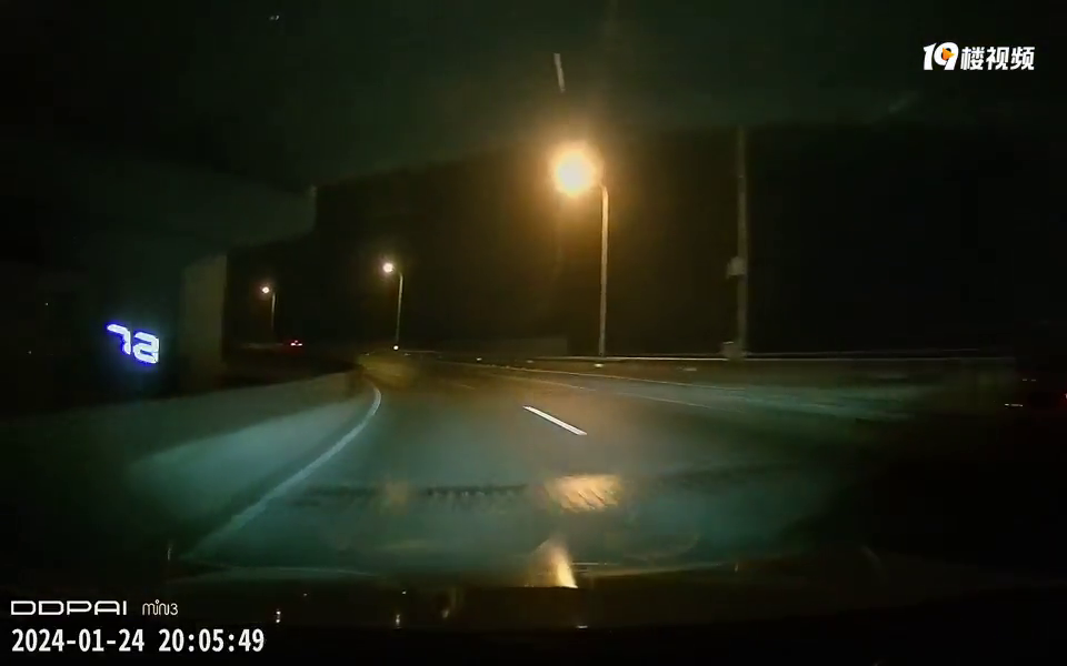 �����ˣ������������ű������Ϸǻ�������