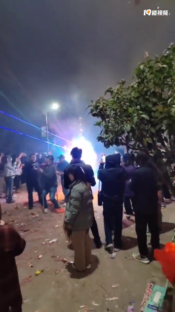 �ܰ��ܰ��ķ�������������Ҫ��̨���������Ļ�ͺ���