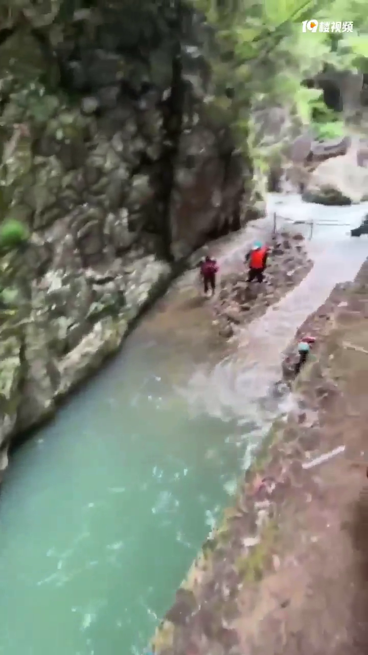 �����ҵ��ˣ�һ��ͻ�������ı�ʣ�ʧȥ�˶�����ͥ