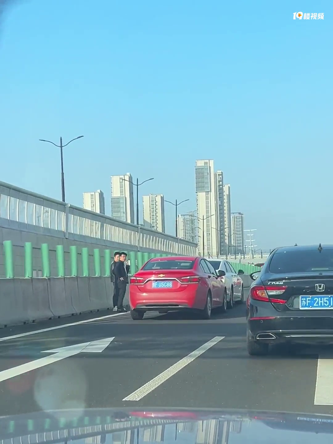 ����ͻ������ˮ·���������������׷β����ˮ·����·��ڷ��ˣ�