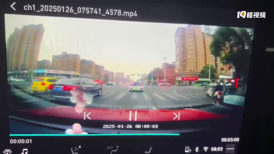 ����·���һ����ײ�ˣ��µ�ת�䶼�������ٵģ�˭�Ĵ������ԣ�