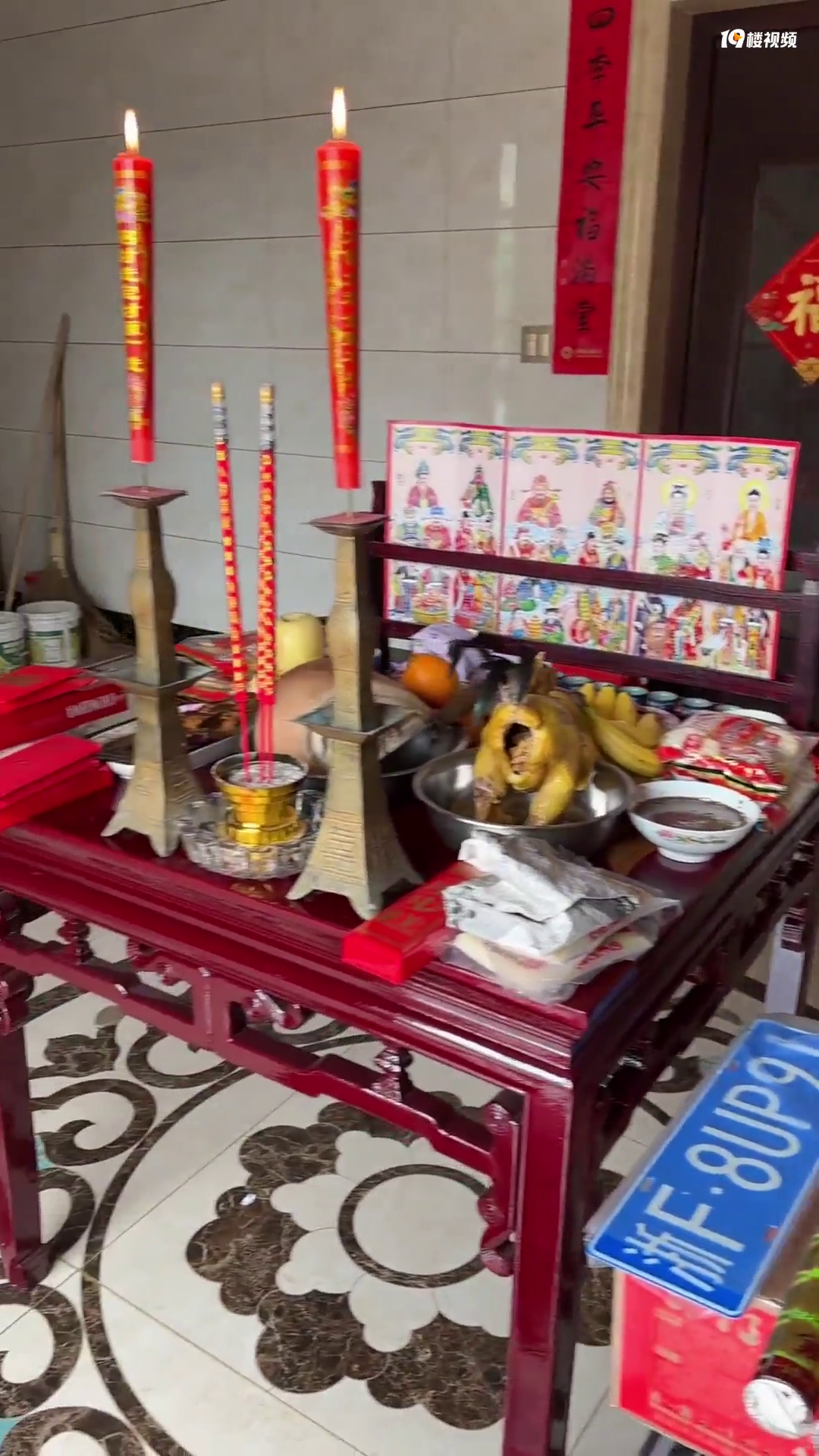 仪式感满满!嘉兴有人家里买新车 车上插竹子是啥习俗?