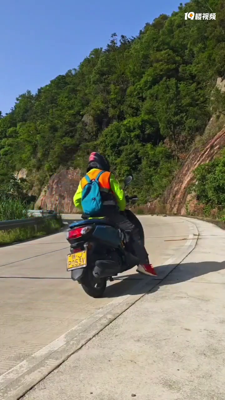 Ħ�ô�ɽ�磬ɽ���ǻ����ϼ�ס��ɽ����