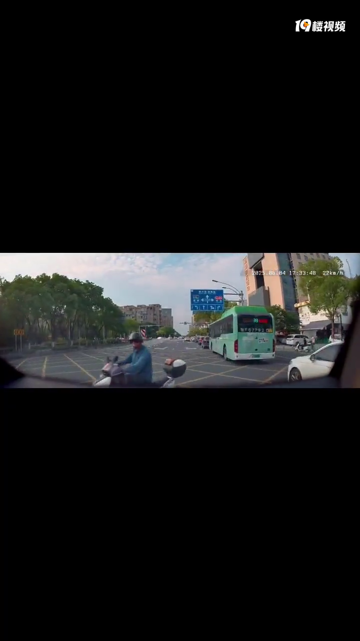 Ҫ���䣡·������������С��¿��ī��һ����˭Ҳ������