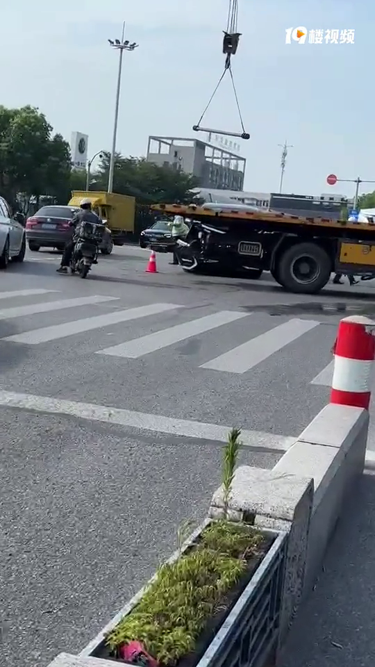 һ����ײ����ô���ʣ�