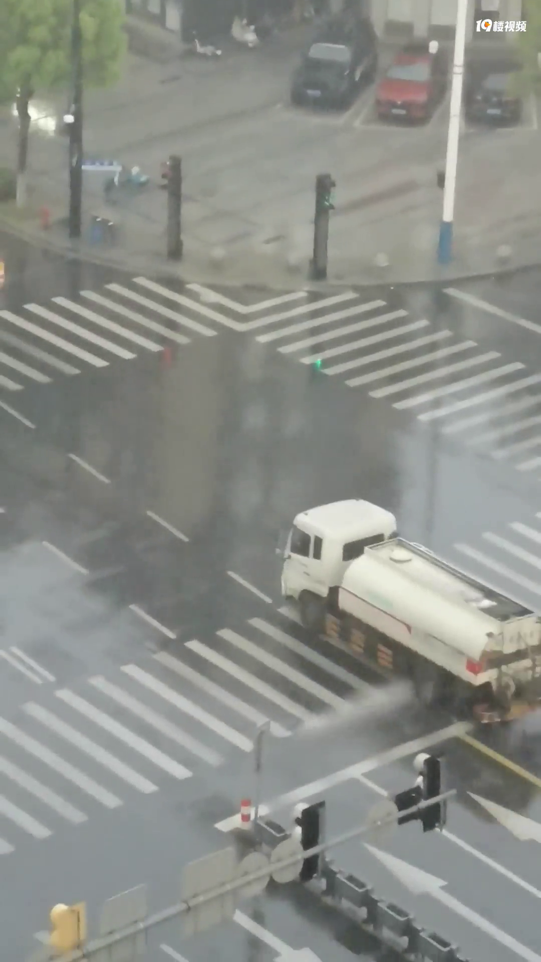 ���Ƕ��������Ļ��ţ���ˮ��Ҳ���࣬����Ҳ������Ϣ��