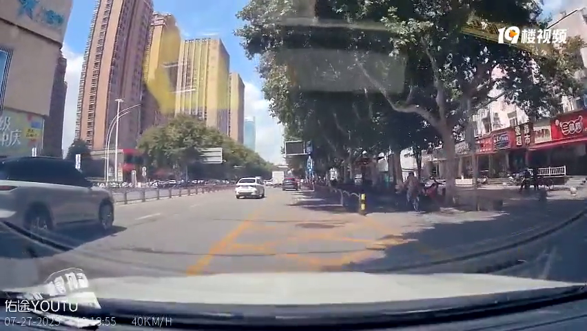 ��ɽ·�������ƶ����ϰ������ȫ�����ͱ����