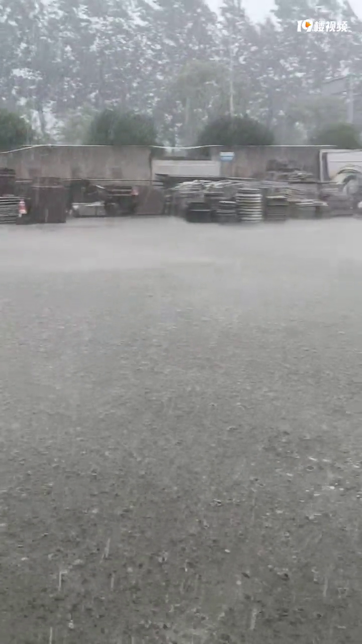 ���ˣ���������ͻ�����꣡����ֱ������Ϊ�ֹ�̨����...