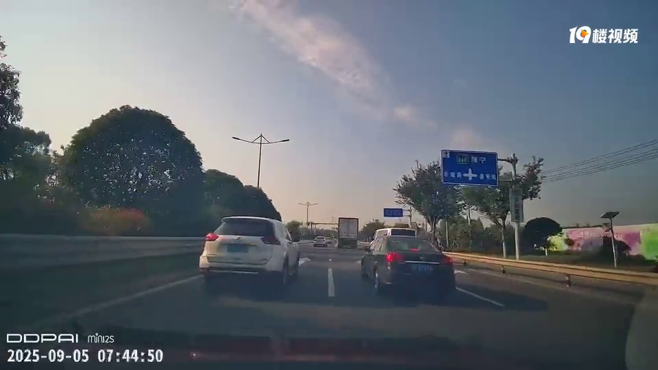 �о��ҳ��ֿ������˼ҿ������ˣ�����㲻����������̫ţ�ˣ�