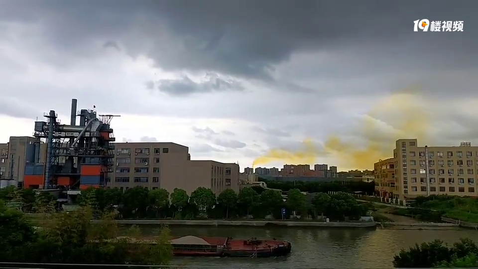 ��ɶ�����������ľ͸��ŷ������̣������Ͼ��Ǹ�ǧ��С����