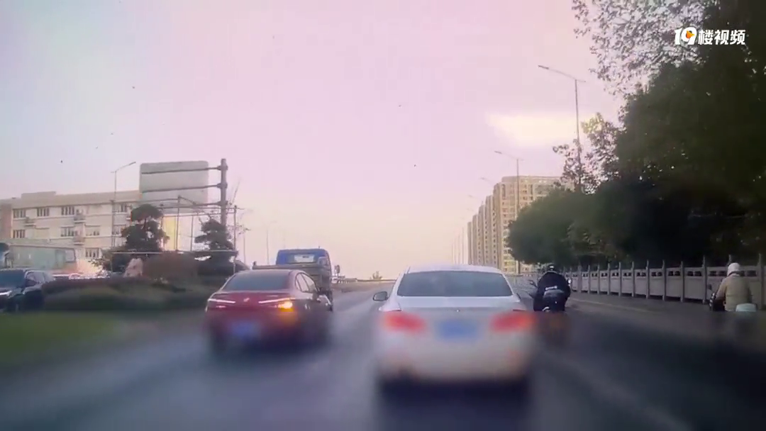 ����Ƶ���쳵+�׳��Ի��������ƿ������Ҳû���������ǰ���