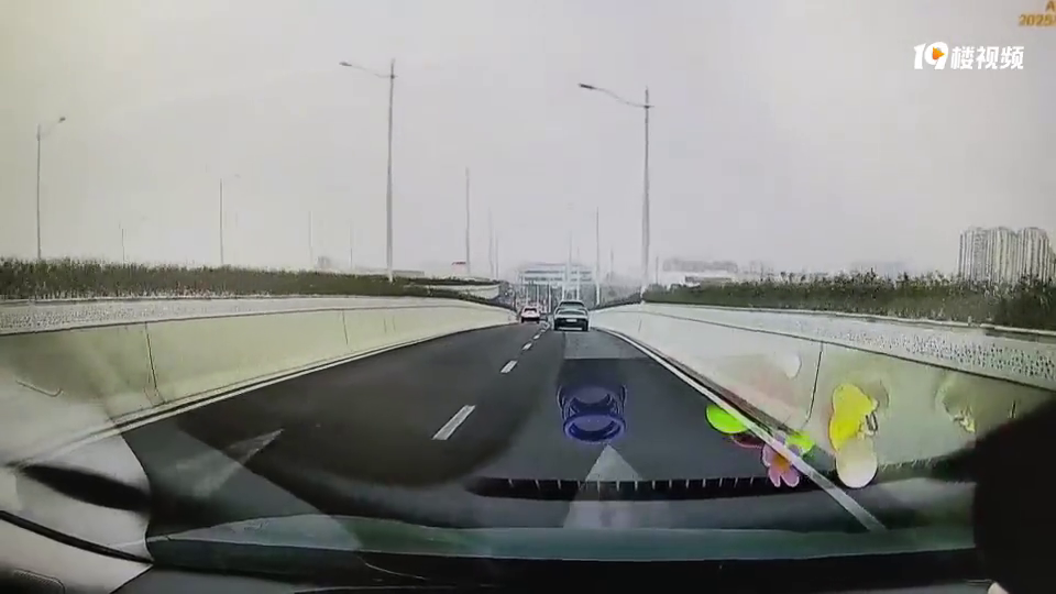 ��·������ռ��ֱ����ת������ֱ�к�Ƶ� ������������