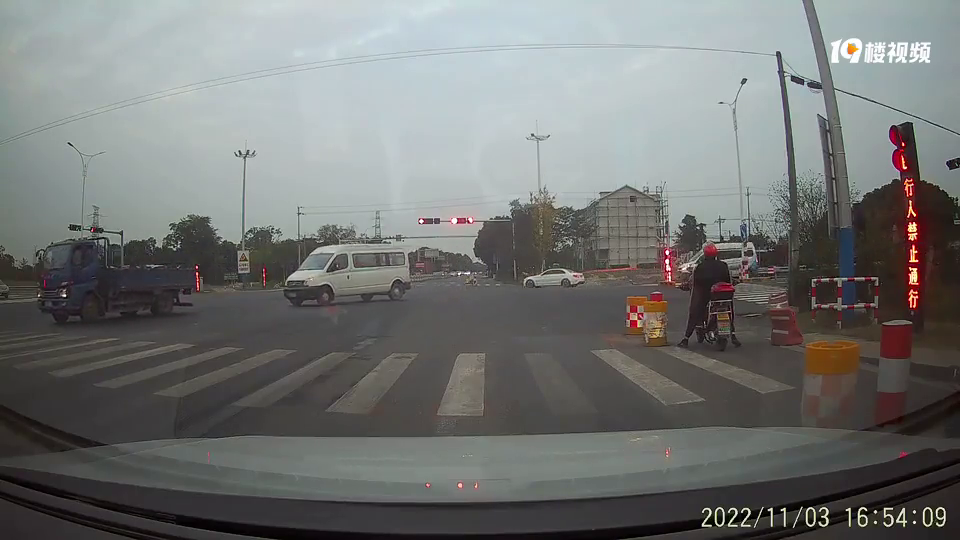 ��˴󵨵�������ʻ�����̲�סҡ���²ۣ�