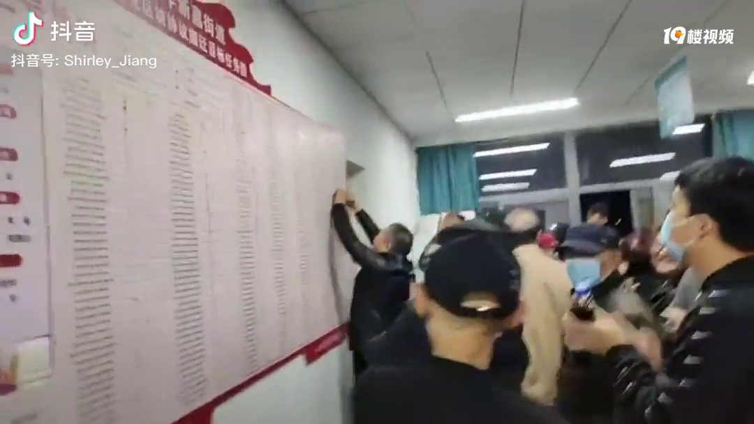 ���£��ٻ�5���ؿ���ȫ��ǩԼ���ֳ����������ϣ�