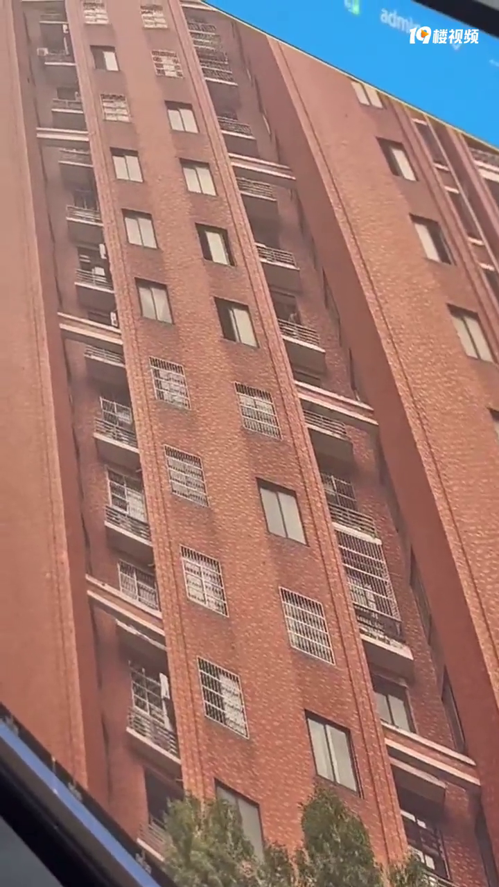 ����һС����������һĻ��һ�Ż����������11¥����������