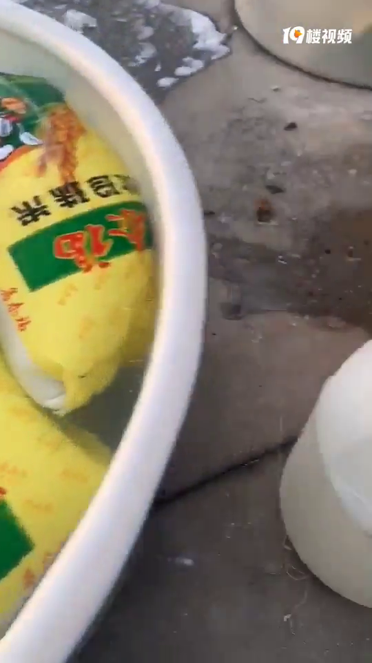 ���⣬�ױ�����Ӳ���