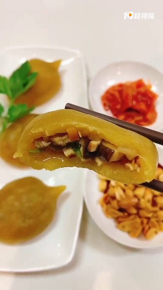 ɽ��Բ������Բ�����˵ľ�����ʳС��